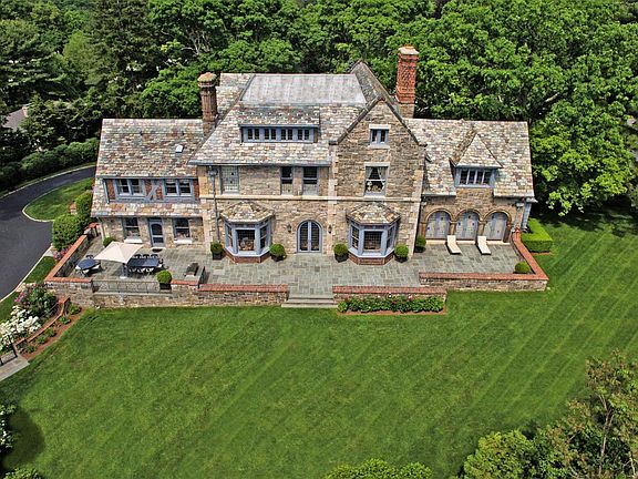 3rd image of 5 Oakledge Road