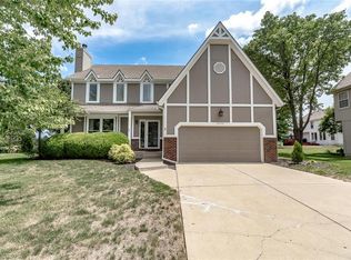 15751 Beverly St, Overland Park, KS 66223