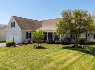 25 Mallard Rd, Stuarts Draft, VA 24477