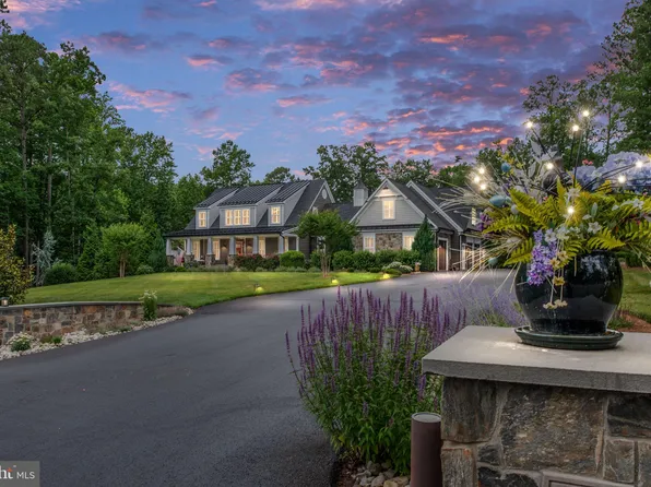11517 Fawn Lake Pkwy, Spotsylvania, VA 22551