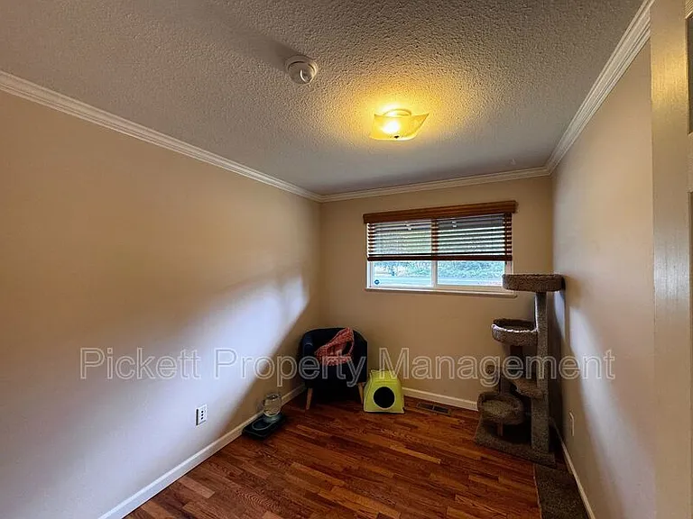2270 Madrona Dr SE — Photo 16