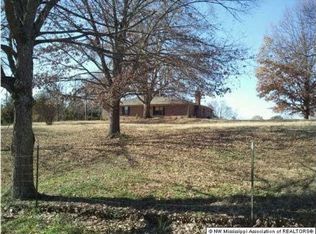 5487 Williams Rd, Byhalia, MS 38611