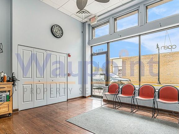 5th image of 301 S Lafayette St #D
