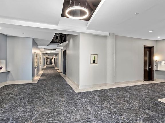 2nd image of 2600 W 7th St APT 1831