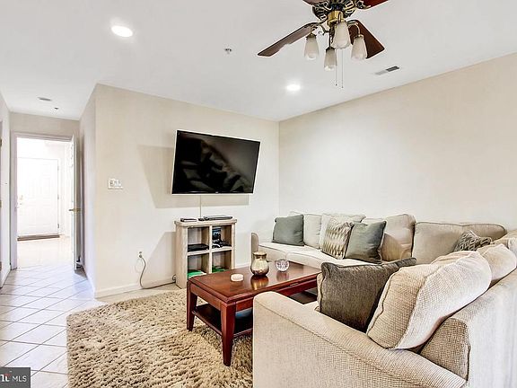 4th image of 3915 Apple Orchard Dr