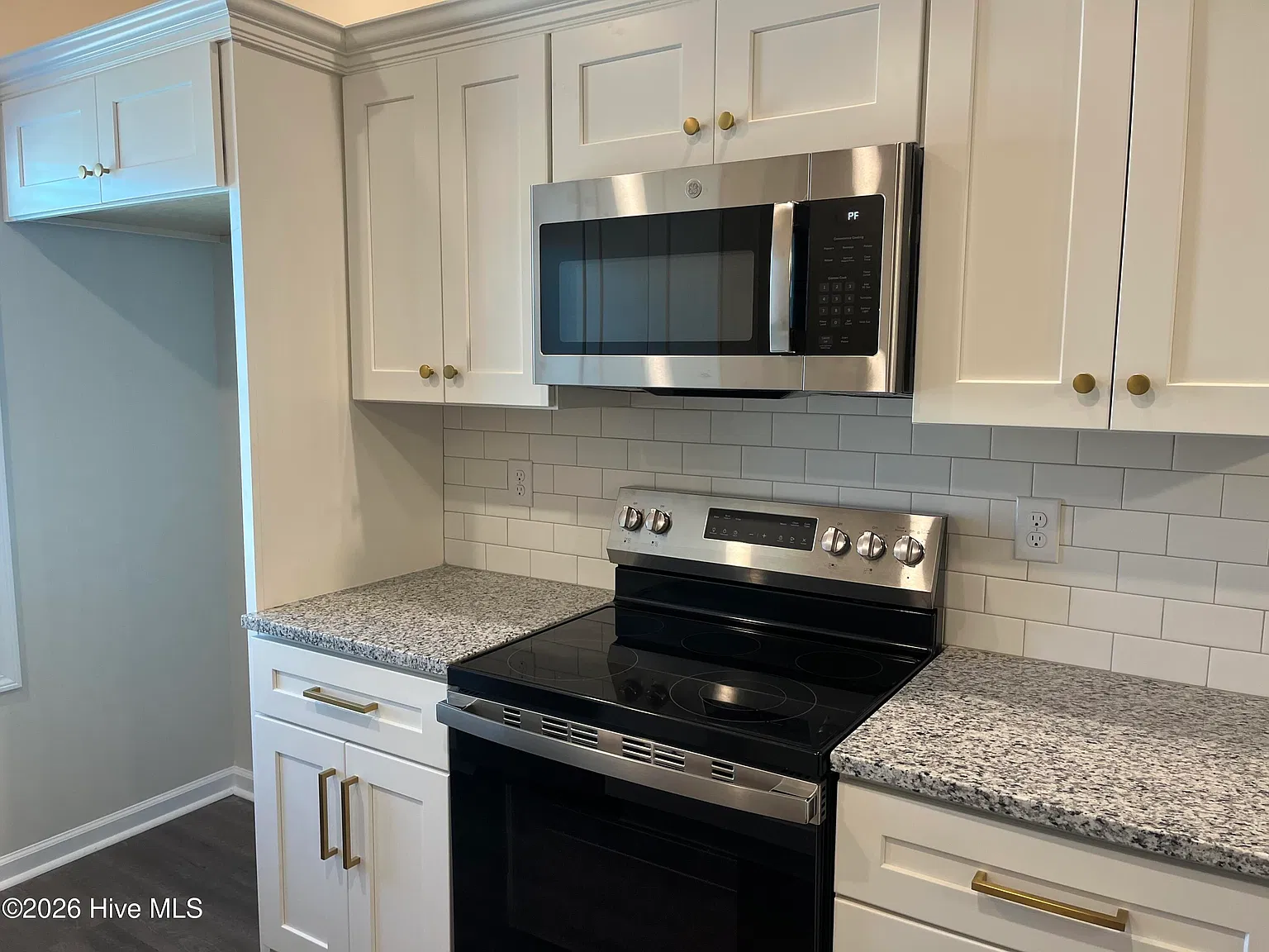 2 bed, 2.0 bath, 1092 sqft, $1,495 — Photo 4