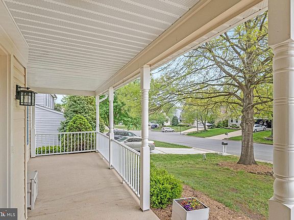 5th image of 13040 Bourne Pl