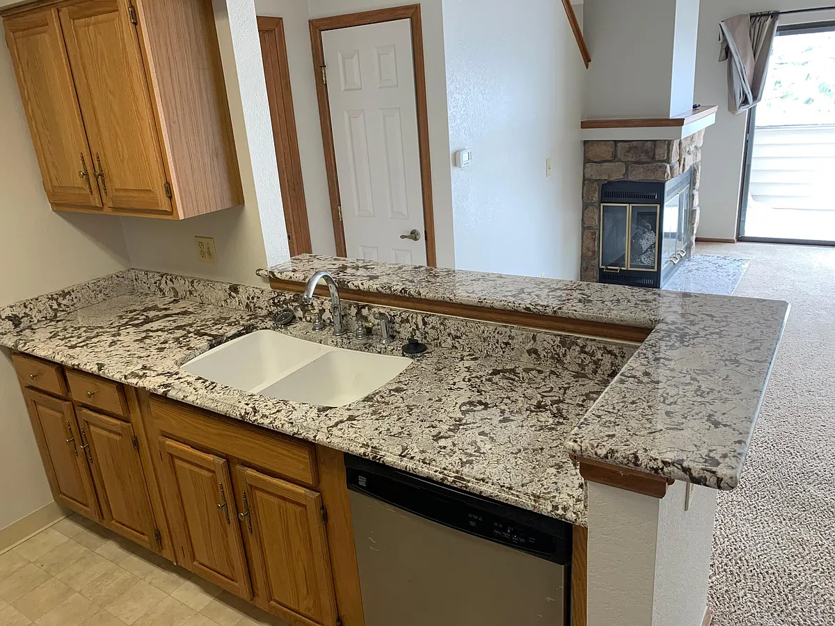 Building Photo - 7468 S Alkire St #307