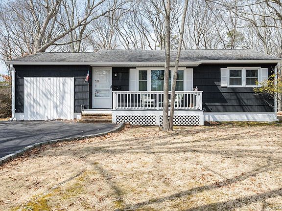 2nd image of 18 Maple Avenue