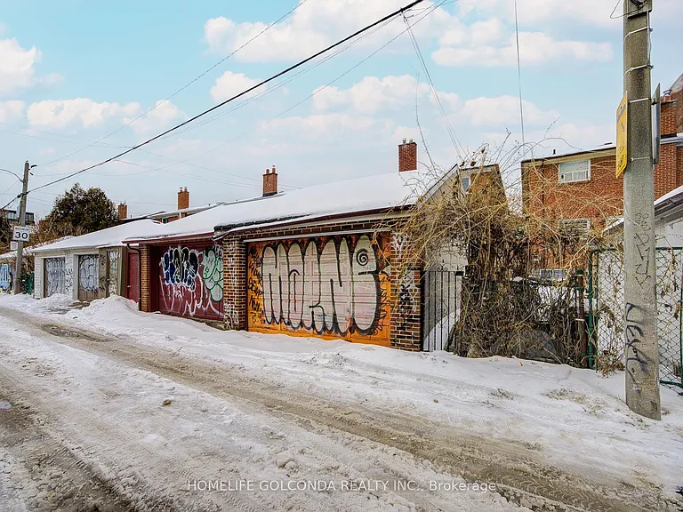 59 Wolseley St #UPPER — Photo 14