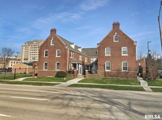 912 S 5th St, Springfield, IL 62703