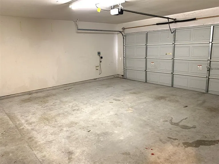 9119 Melody Park Ln — Photo 24