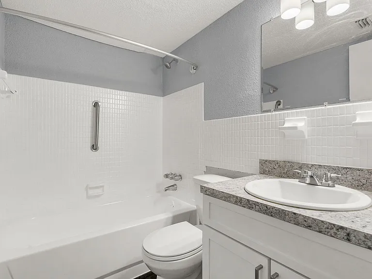 Loft at Third Apartments — Photo 50