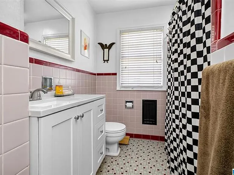 636 Oakdale St — Photo 15