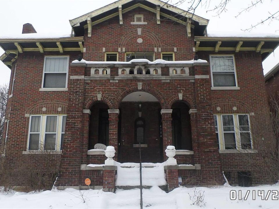 1st image of 4102 S Grand Blvd