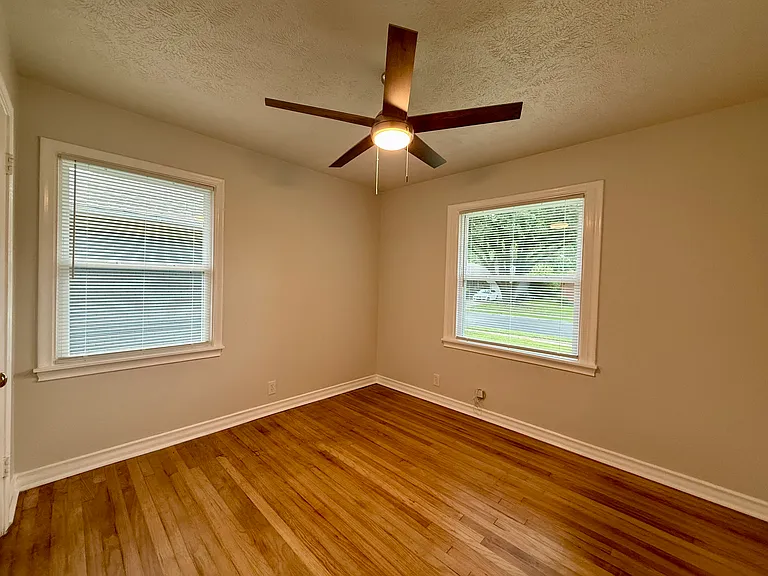 2915 Materhorn Dr — Photo 11
