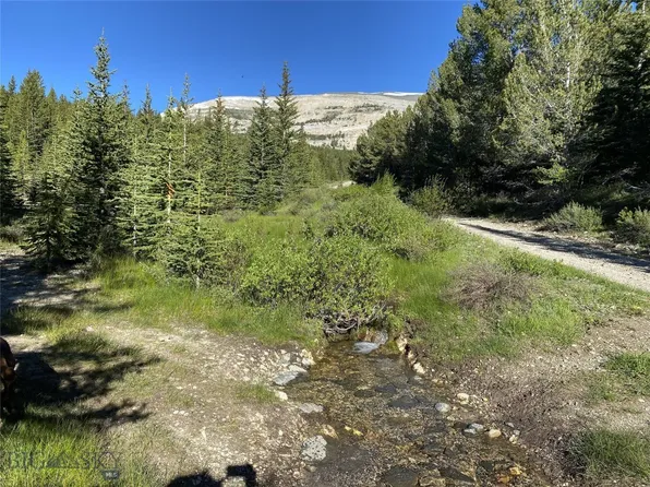 Trapper Creek Rd, Melrose, MT 59743