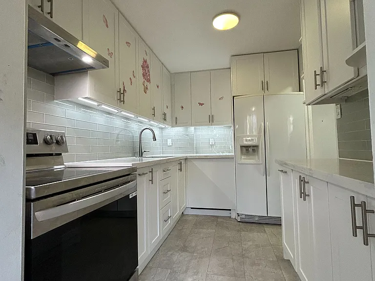2121 Roche Ct #106 — Photo 1