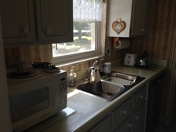 4th image of 1235 S Highland Ave #2309