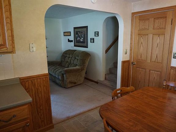 4th image of 3718 Greengarden Blvd