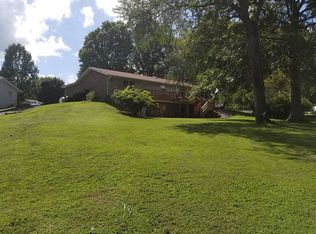 514 E Mary Dr, Troy, IL