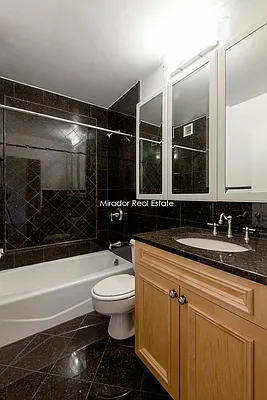 Rented by Mirador Real Estate | media 20