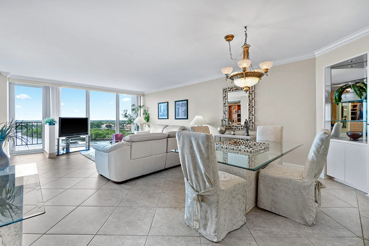 2 bed, 1412 sqft, $8,750 — Photo 3