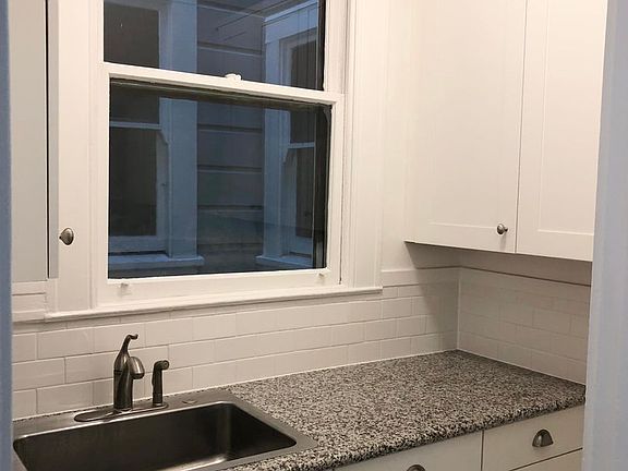 2nd image of 450 Duboce Ave #4