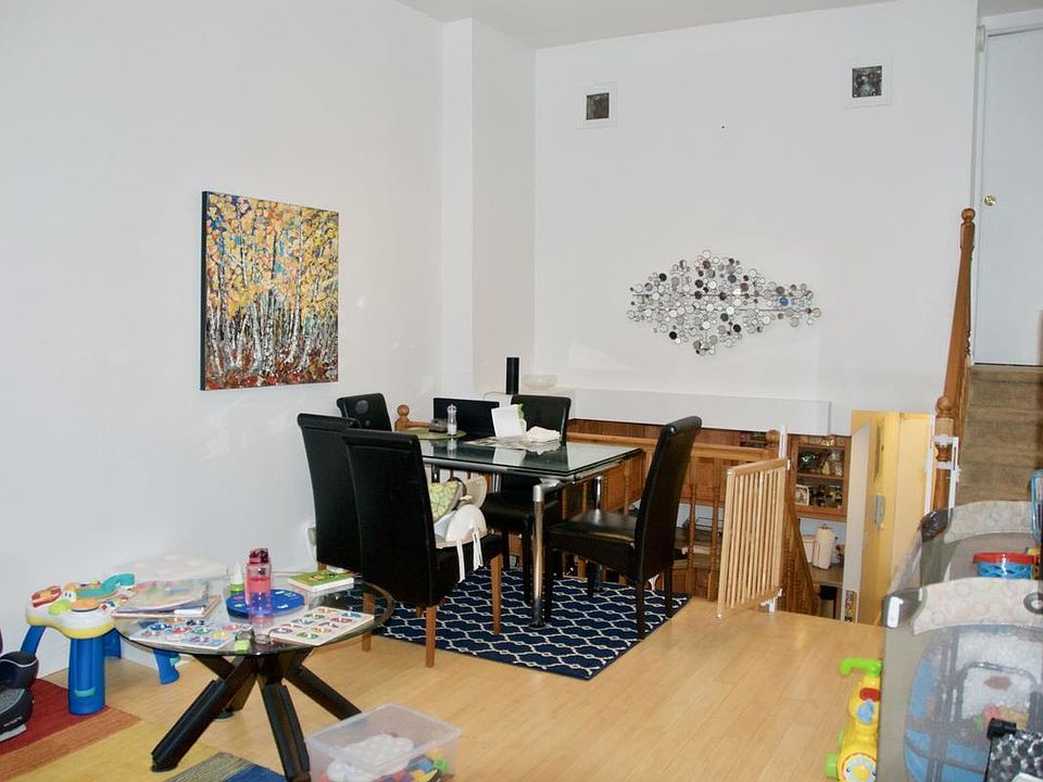 2nd image of 215 E 24th St APT 301