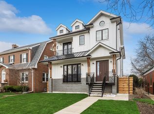 6124 N Kilbourn Ave, Chicago, IL