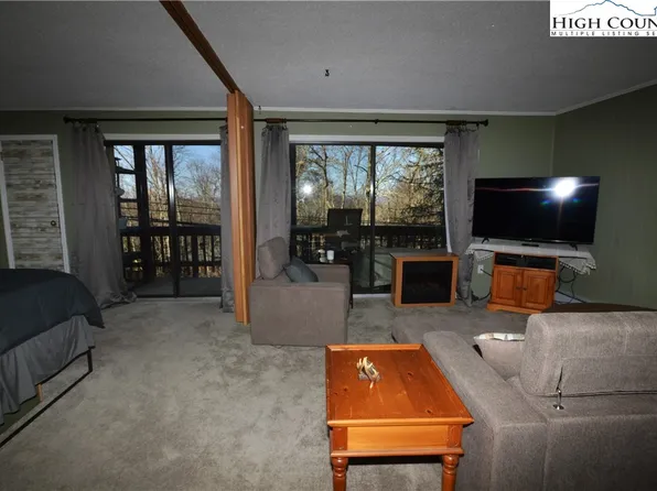 101 Lower Holiday Lane #B-105, Beech Mountain, NC 28604