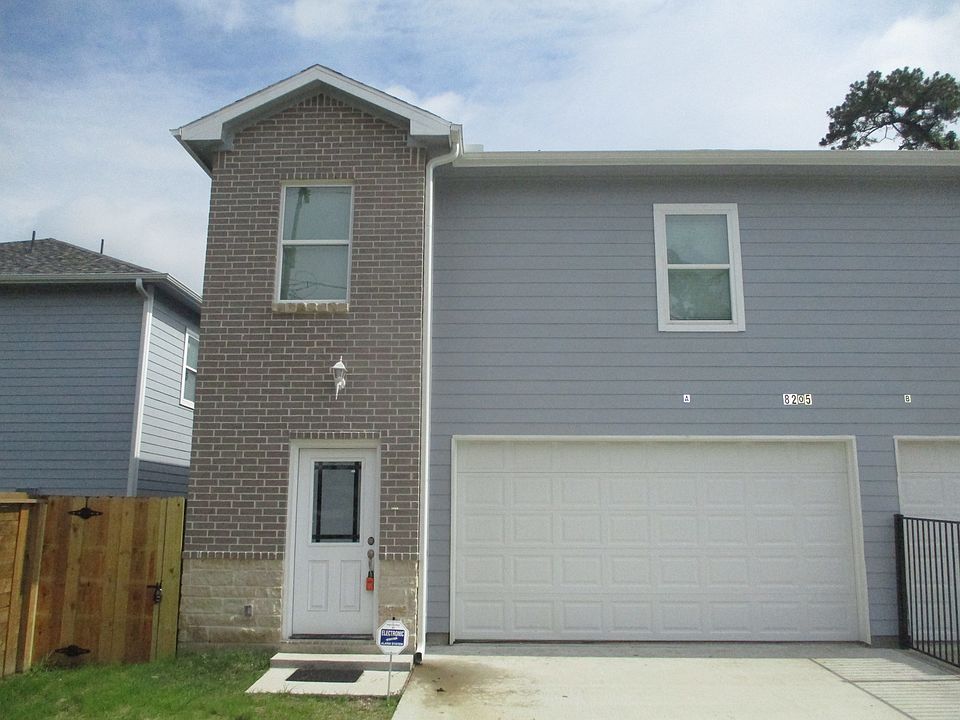 1st image of 8205 Oak Knoll Ln #A