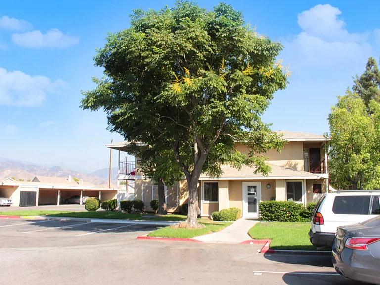 Mountain Gate Apartments — Photo 38
