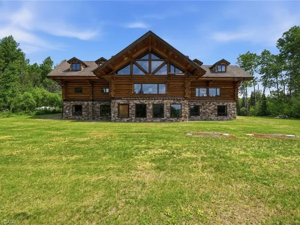 250 Kanichee Mine Rd, Temagami, ON P0H 2H0