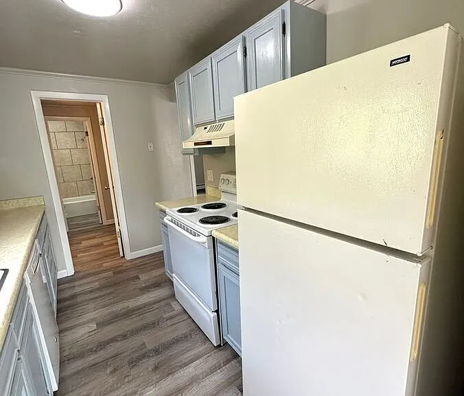 459 El Paso Blvd #F — Photo 6