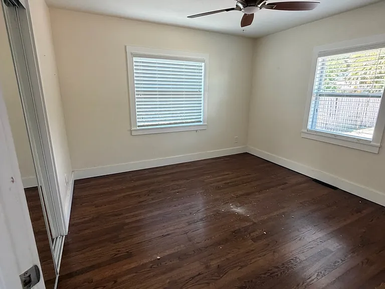 3312 Melton St N — Photo 8
