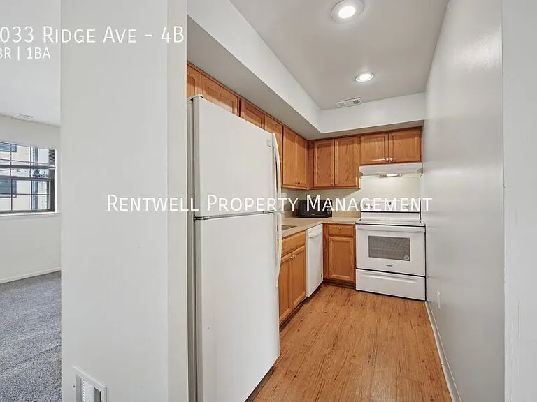 7033 Ridge Ave #4B — Photo 2