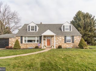78 Park Pl, Oreland, PA 19075