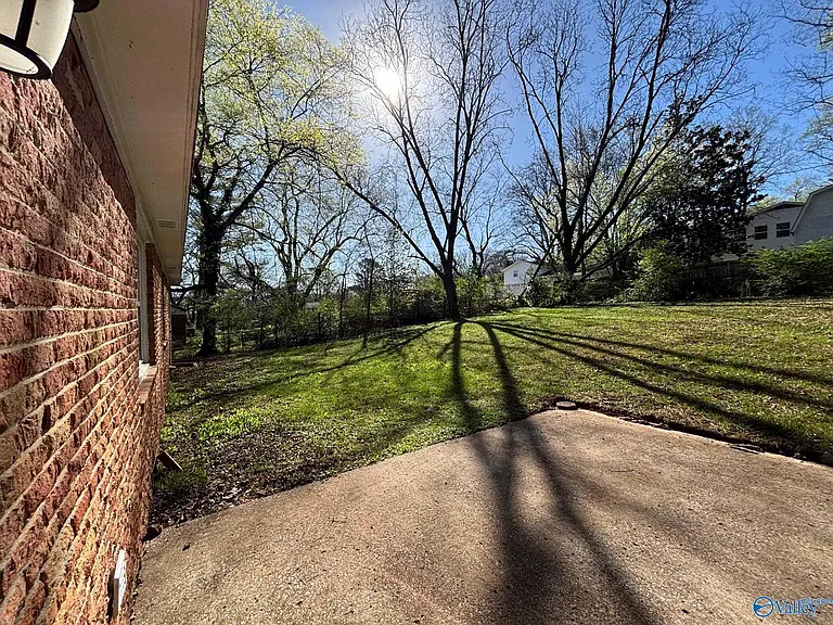2803 Hester Ln NW — Photo 20