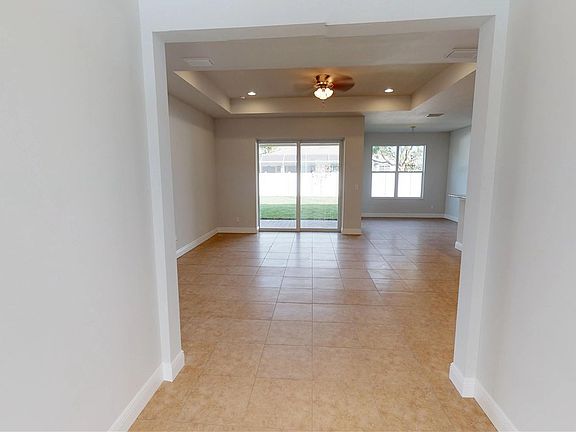 3rd image of 3733 SW 14th Place Cpe
