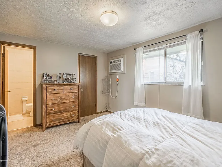 1120-1134 Apollo Pl. — Photo 22