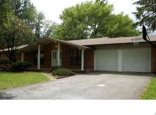 1055 Dautel Ln, Saint Louis, MO