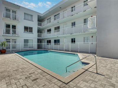 3101 SW 27th Ave APT 203, Miami, FL, 33133