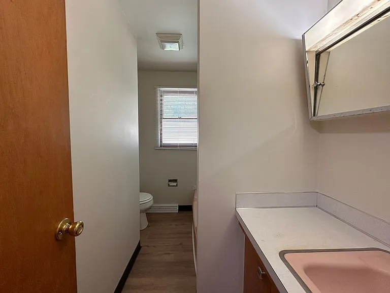 807-809 Sherry St — Photo 10