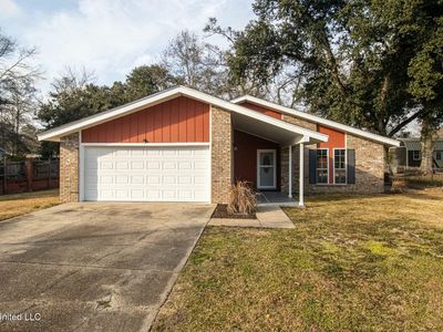 11335 Pine Dr, Gulfport, MS, 39503