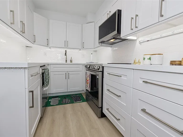 5838 SW 74th Ter #317 — Photo 17