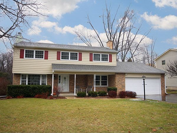 1st image of 25W746 Flint Creek Dr