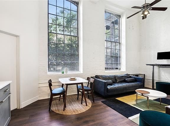 4th image of 920 Poeyfarre St APT 246
