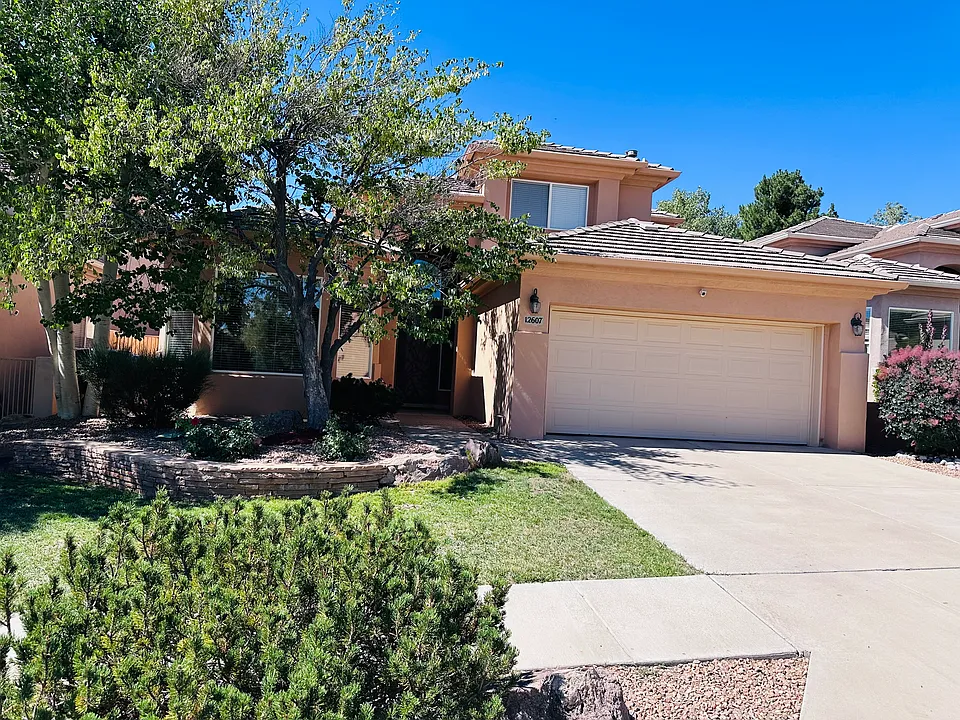 12607 Desert Marigold Ln NE