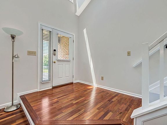 5th image of 9257 Haden Ln